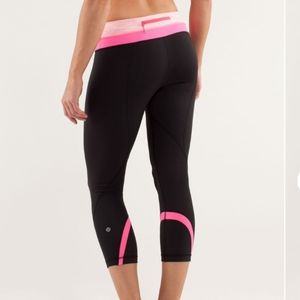 Lululemon run inspire crop II